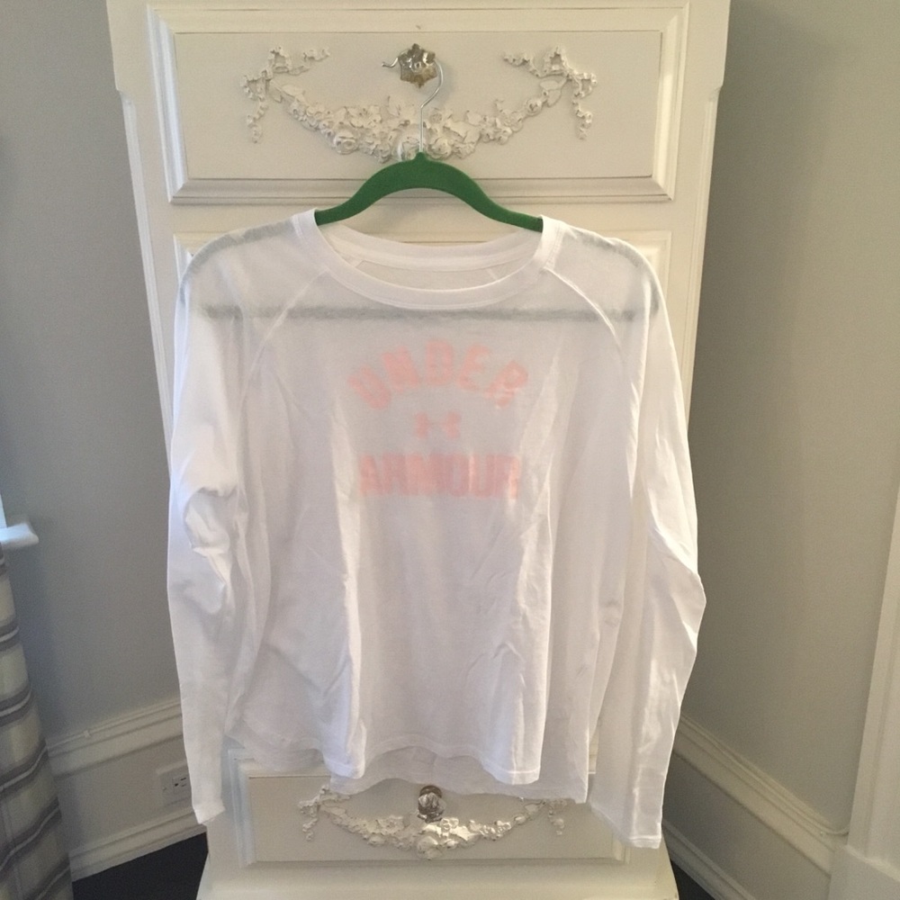 Under Armour Women’s Long Sleeve Size M